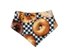 Arizona Hotdogs Bandana Bretzel/Bagel L - Destockage -Trixie Boutique arizona hotdogs bandana reversible bretzel bagel la compagnie des animaux 2 8