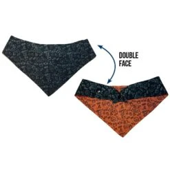 Croci Halloween Bandana Tricky Double Pour Chien 25-35 Cm 7 Croci Halloween Bandana Tricky Double Pour Chien 25-35 Cm -Trixie Boutique croci halloween fright batman balle pour chien 27 cm 4